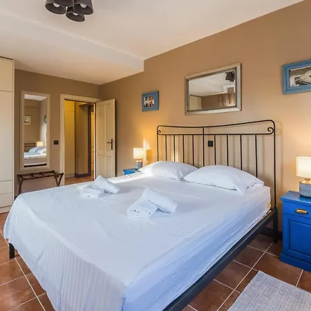Yelica Apartman